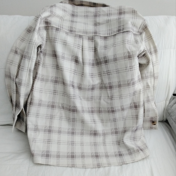 H&M - Picture 2 of 3